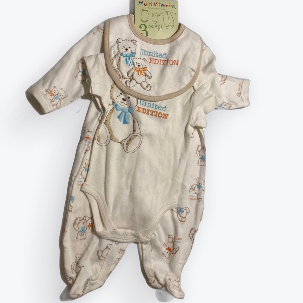 3 piece baby teddy bears print outfit